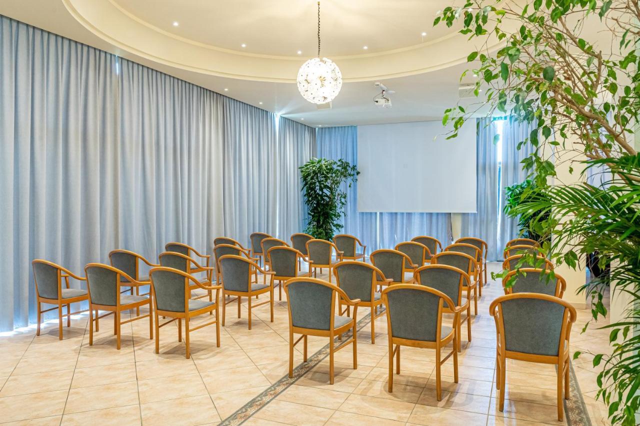 Hotel Adria Milano Marittima Exterior photo